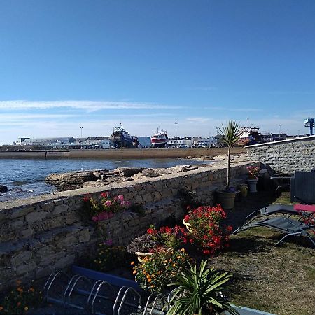 La Rose Des Mers Tréffiagat 外观 照片